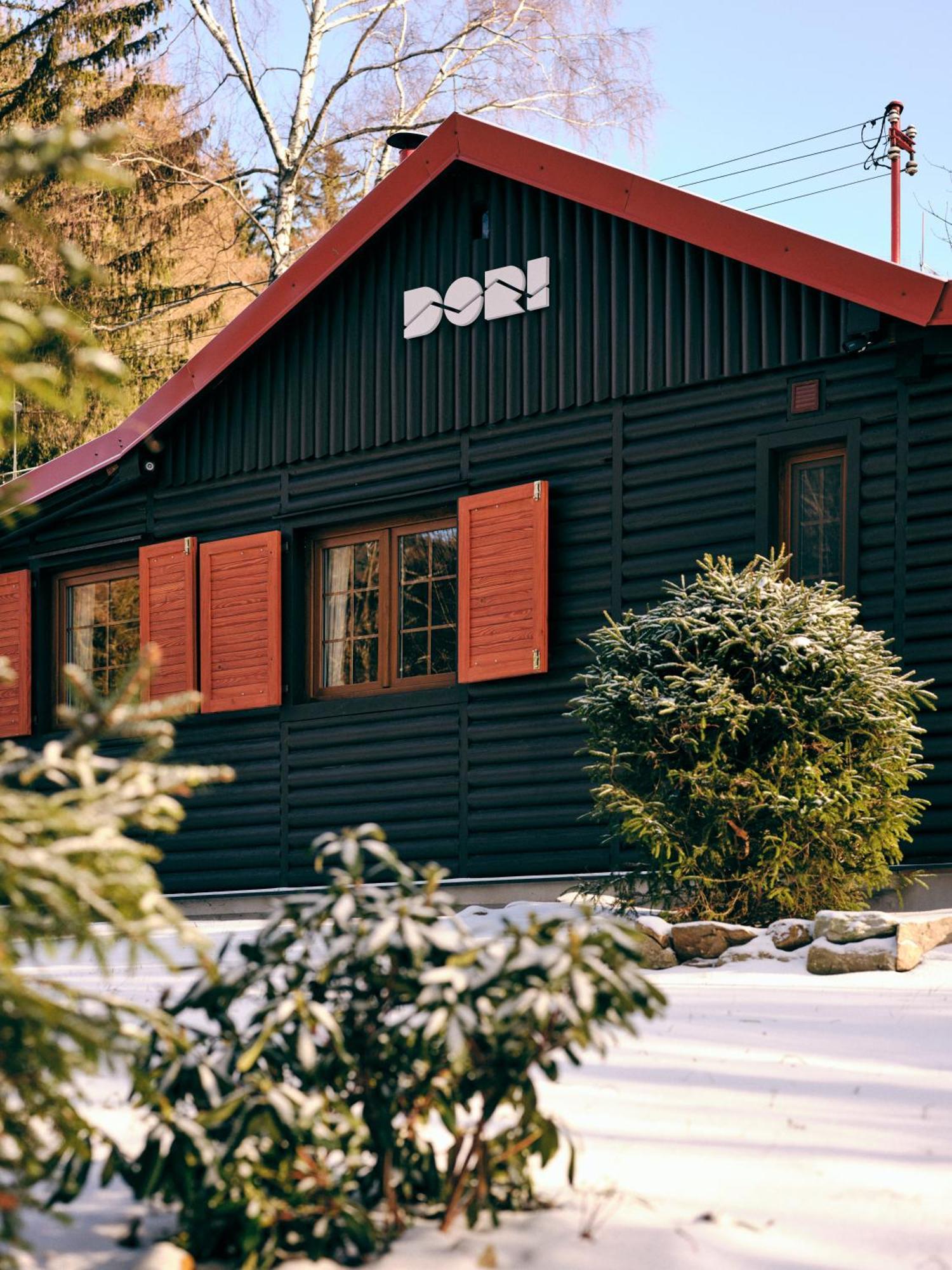 Privatni Dori Se Saunou V Cene Chalet Kouty